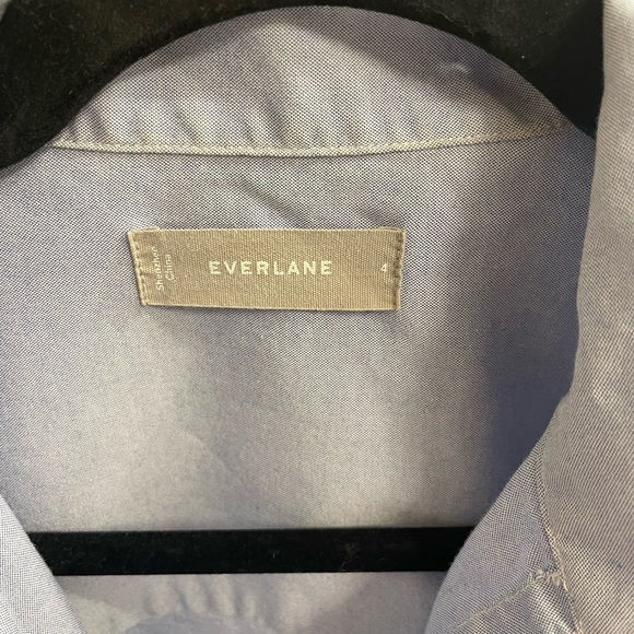 Everlane The Cotton Short-Sleeve Popover Shirt, Blue, size 4 - Picture 4 of 4